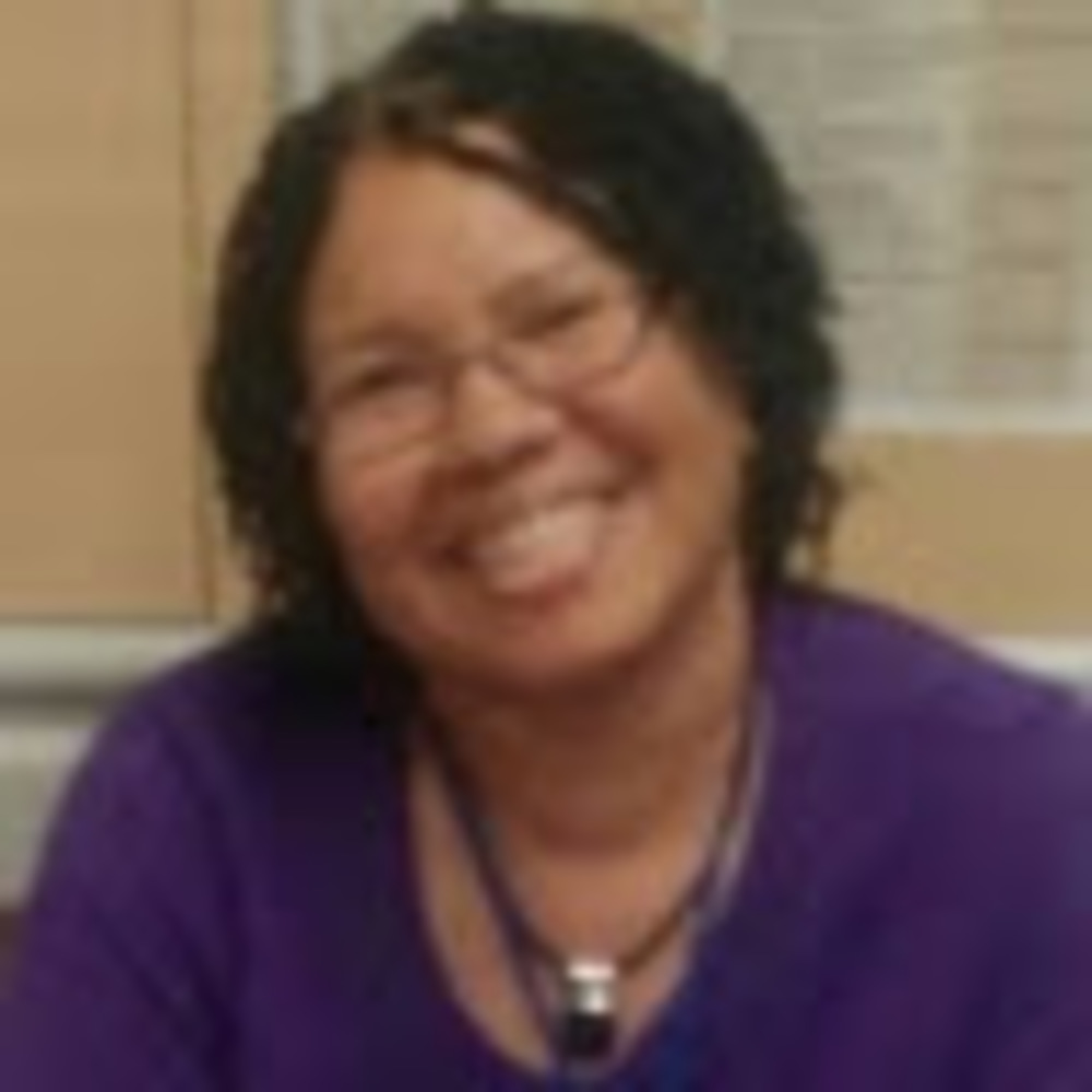 Meet your Posher, Cynthia